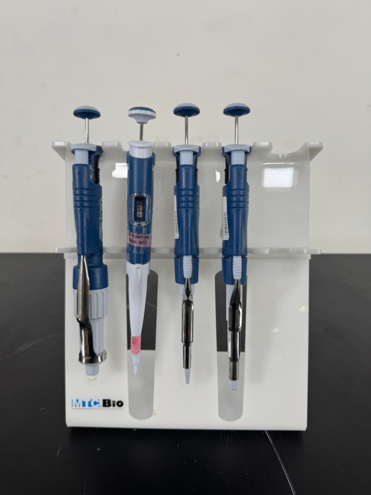 Image of VWR Ergonomic High Performance Single Channel Pipettes - Quantity 4
